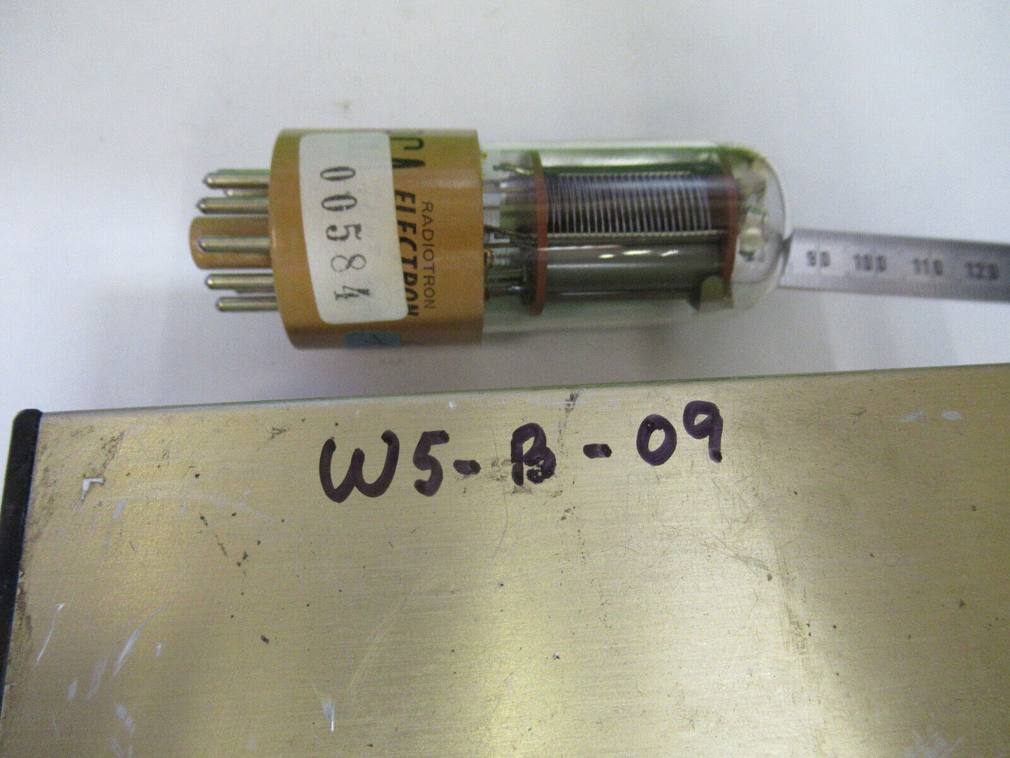 OPTICAL PHOTOMULTIPLIER DETECTOR RCA 66X-52 PRO OPTICS AS PICTURED #W5-B-09