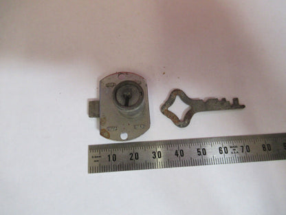 NIKON JAPAN LOCK + KEY ASSEMBLY for wood MICROSCOPE BOX AS PICTURED S6-A-59