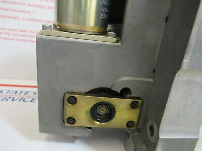 LEICA GERMANY DMRE STAGE MOTORIZED MICROSCOPE PART AS PICTURED P3-A-01B