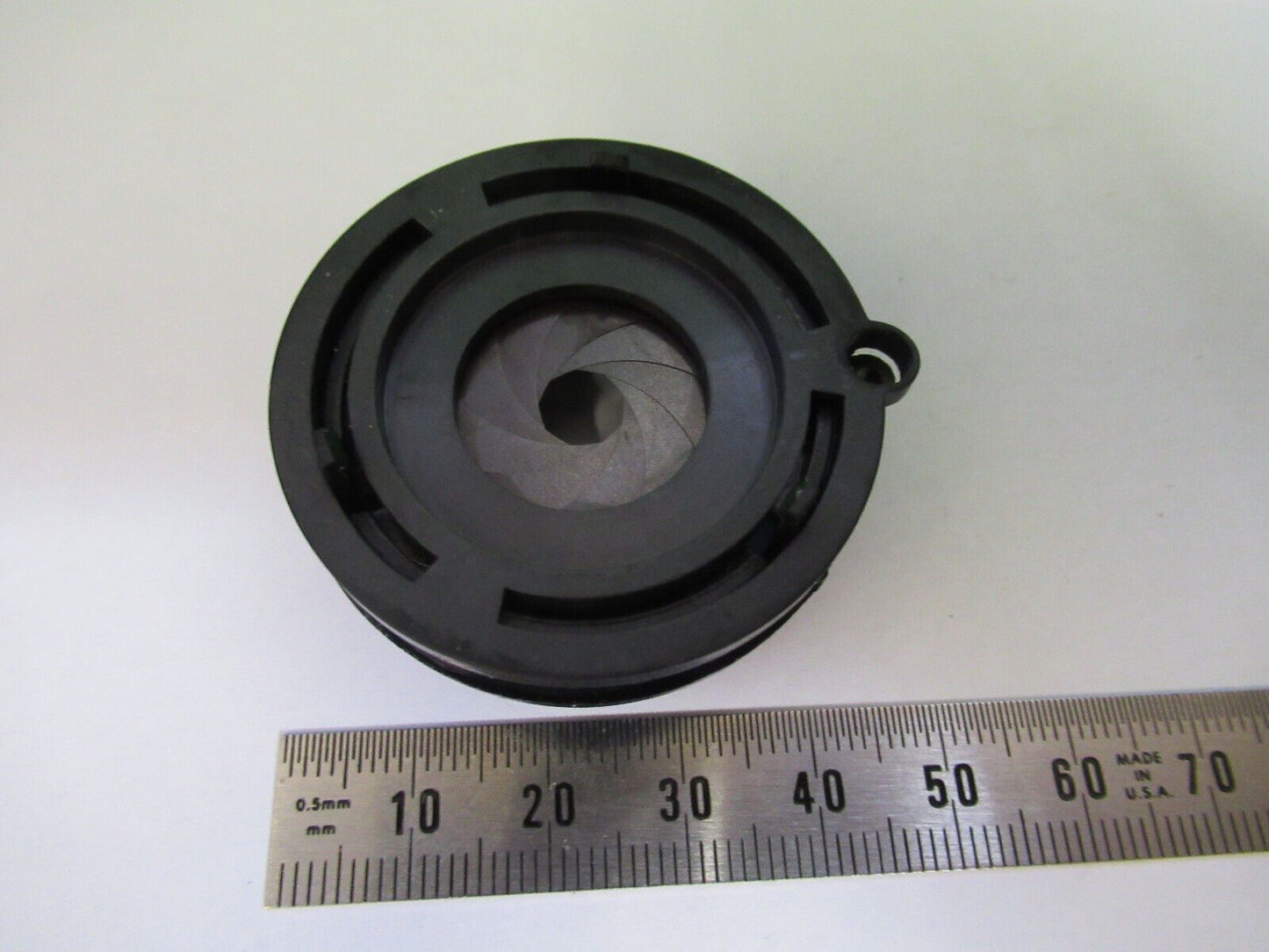 LEICA GERMANY IRIS DIAPHRAGM ASSEMBLY MICROSCOPE PART AS PICTURED #R6-A-103