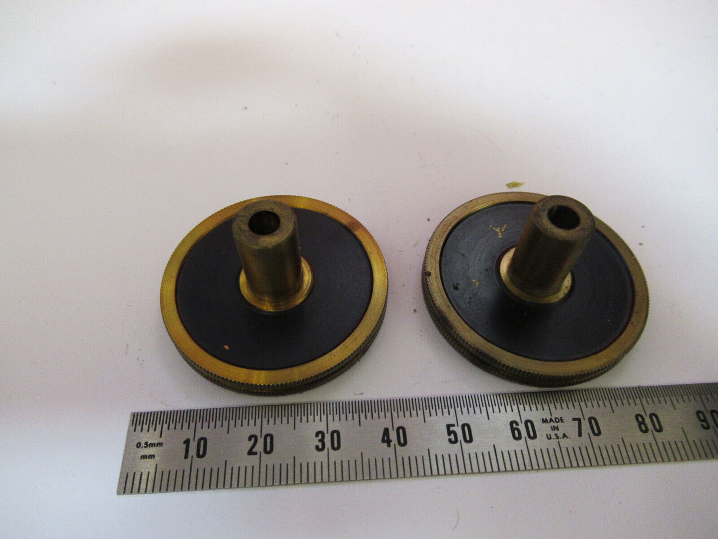 ANTIQUE BAUSCH LOMB PAIR KNOBS GROSS ADJUST MICROSCOPE PART AS PICTURED Y4-A-60