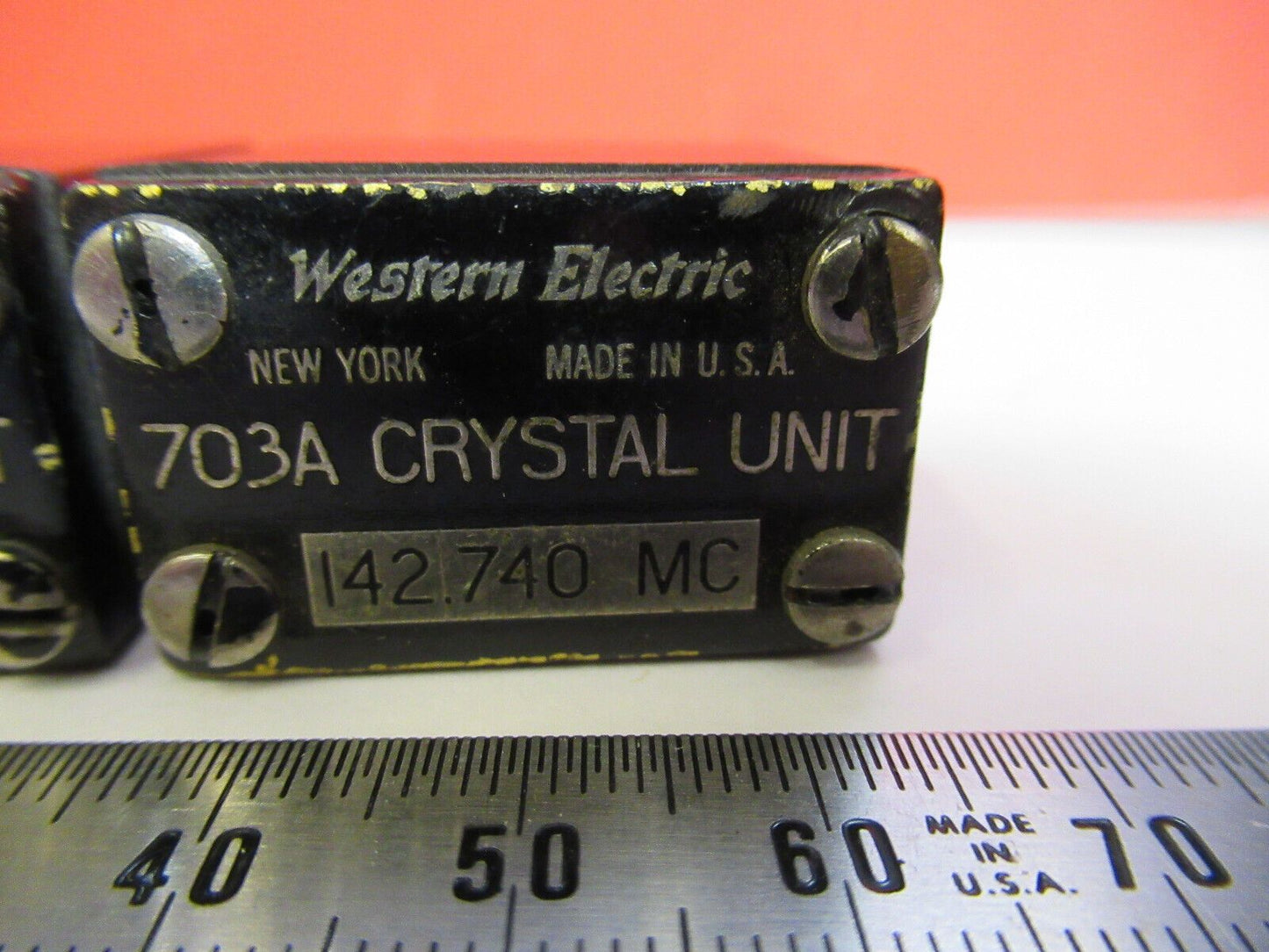 ANTIQUE QUARTZ CRYSTAL LOT WESTERN FREQUENCY CONTROL RADIO AS PICTURED Q2-114