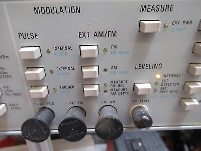 WILTRON SWEPT FREQUENCY SYNTHESIZER 2-20 GHz MODEL 6737B-20 AS PICTURED &GAR