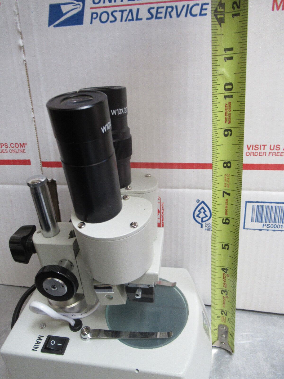 NATIONAL NICE STEREO MICROSCOPE GOOD CONDITION "READ BELOW" AS PICTURED &TC-3