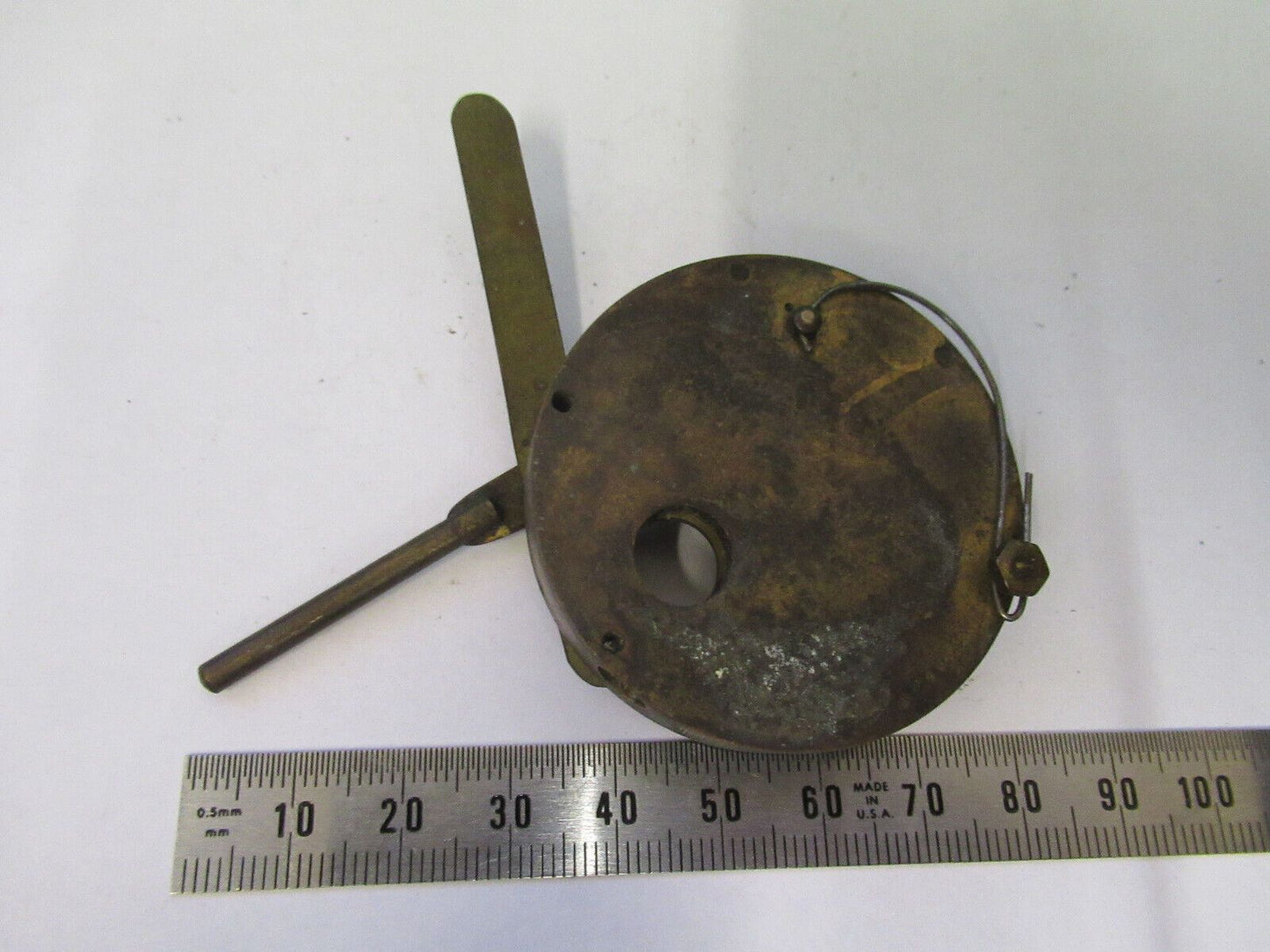 ANTIQUE BRASS SHUTTER UNKNOWN RARE COLLIMATOR SCOPE PART AS PICTURE Z4-B-92